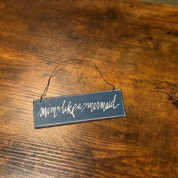 Mermaid Accent Decor Set - Picture 2 of 8